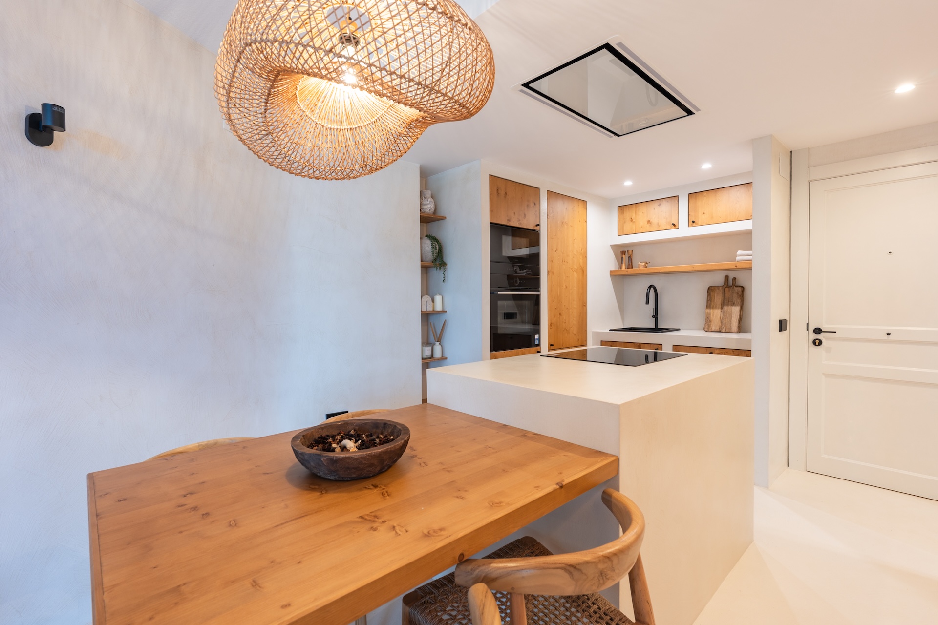 Resa Estates apartment for sale Botafoch Ibiza kitchen 3.jpg